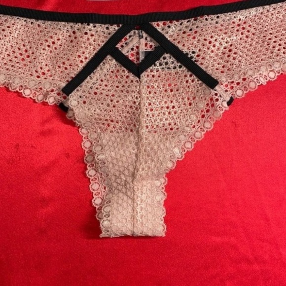 LUXE LINGERIE Fishnet Cutout Cheeky Panty Thong Large Gild shimmer shine - Picture 4 of 5